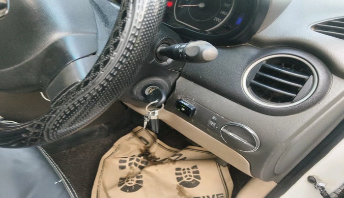 2015 Hyundai i10 ERA 1.1, Petrol, Manual, 1,51,019 km, interior