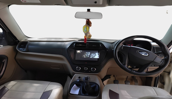 2015 Mahindra TUV300 T6 PLUS, Diesel, Manual, 91,000 km, interior