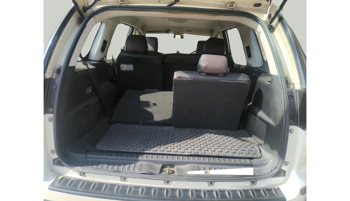 2018 Tata Hexa XE 4X2 7 STR, Diesel, Manual, 87,087 km, exterior