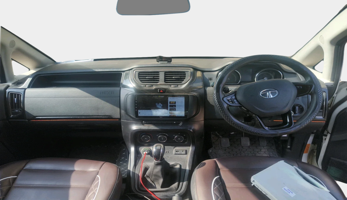 2018 Tata Hexa XE 4X2 7 STR, Diesel, Manual, 87,087 km, interior