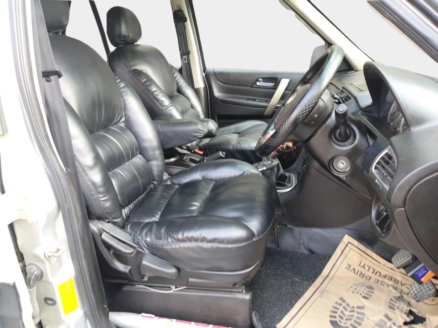 2017 Tata Safari Storme 2.2 VX 4X2, Diesel, Manual, 98,538 km, interior
