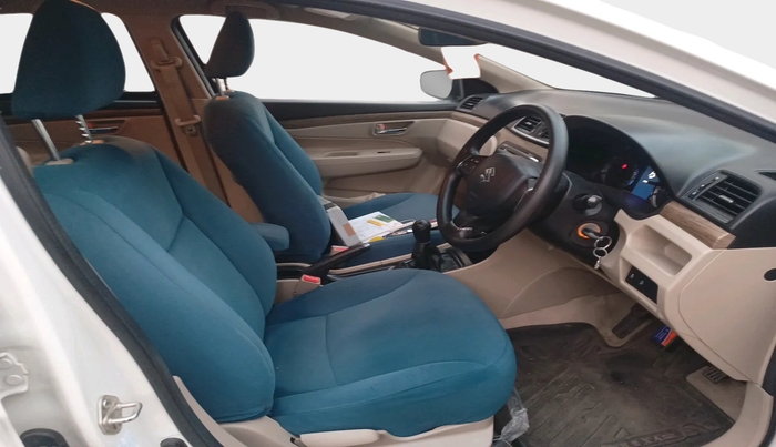 2024 Maruti Ciaz SIGMA 1.5 SHVS MT  PETROL, Petrol, Manual, 35,967 km, interior