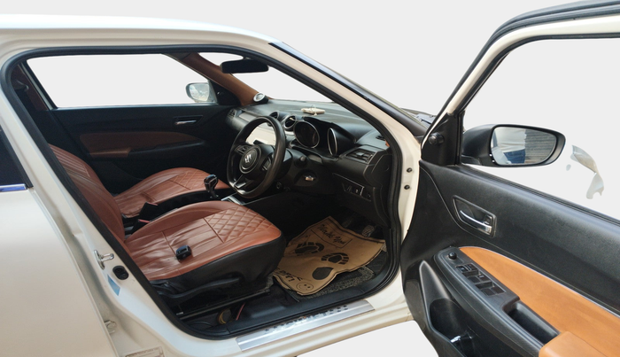 2022 Maruti Swift VXI, Petrol, Manual, 80,670 km, interior