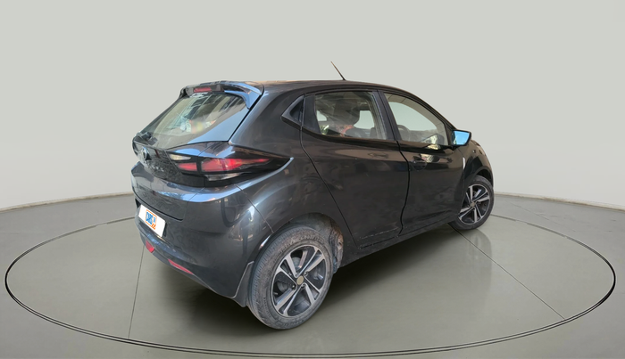 2020 Tata ALTROZ XZ DIESEL, Diesel, Manual, 1,06,115 km, exterior