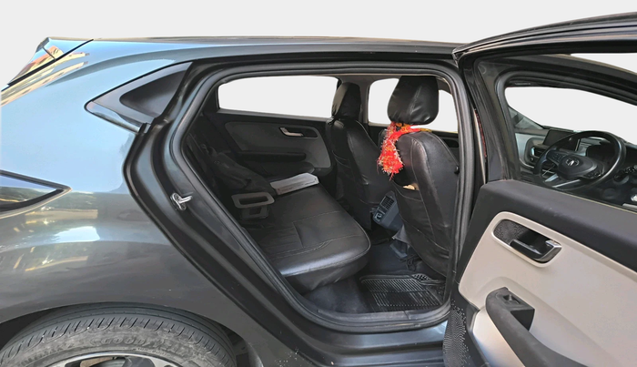 2020 Tata ALTROZ XZ DIESEL, Diesel, Manual, 1,06,115 km, interior