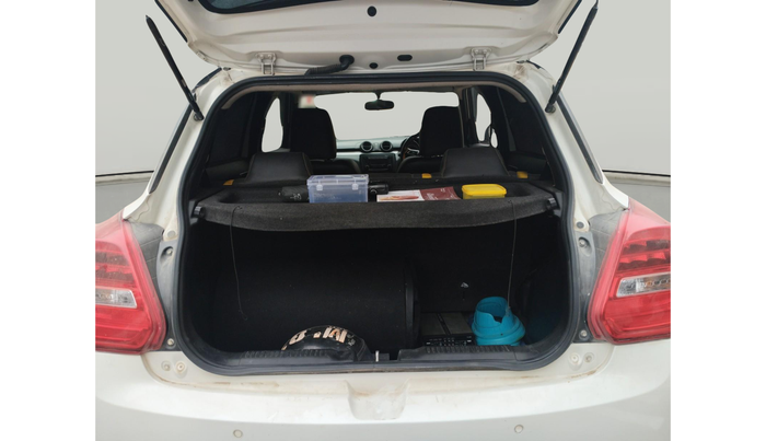 2020 Maruti Swift VXI AMT, Petrol, Automatic, 73,075 km, exterior