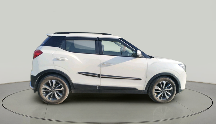 2022 Mahindra XUV300 W8 (O) 1.5 DIESEL, Diesel, Manual, 1,38,259 km, exterior