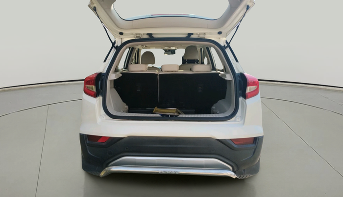 2022 Mahindra XUV300 W8 (O) 1.5 DIESEL, Diesel, Manual, 1,38,259 km, exterior