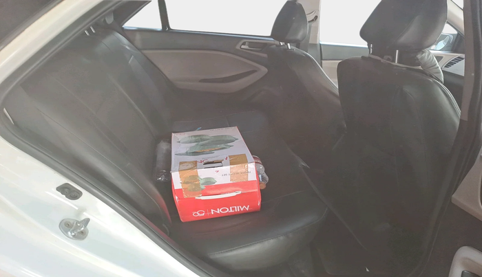 2016 Hyundai Elite i20 ASTA 1.2 (O), Petrol, Manual, 97,243 km, interior