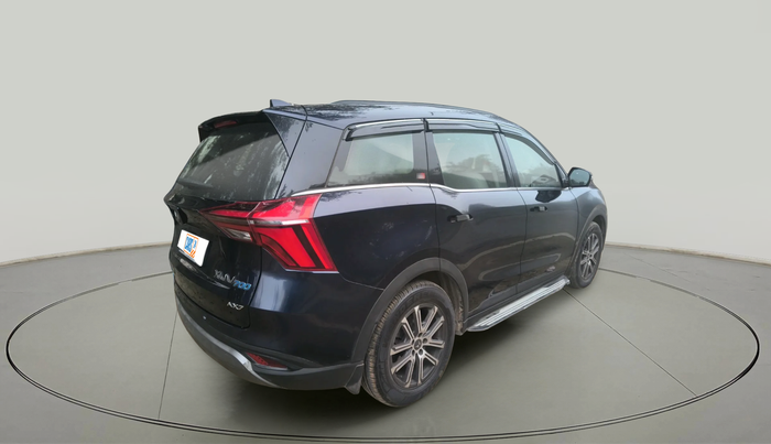 2022 Mahindra XUV700 AX 7 LUXURY P AT 7 STR, Petrol, Automatic, 32,994 km, exterior