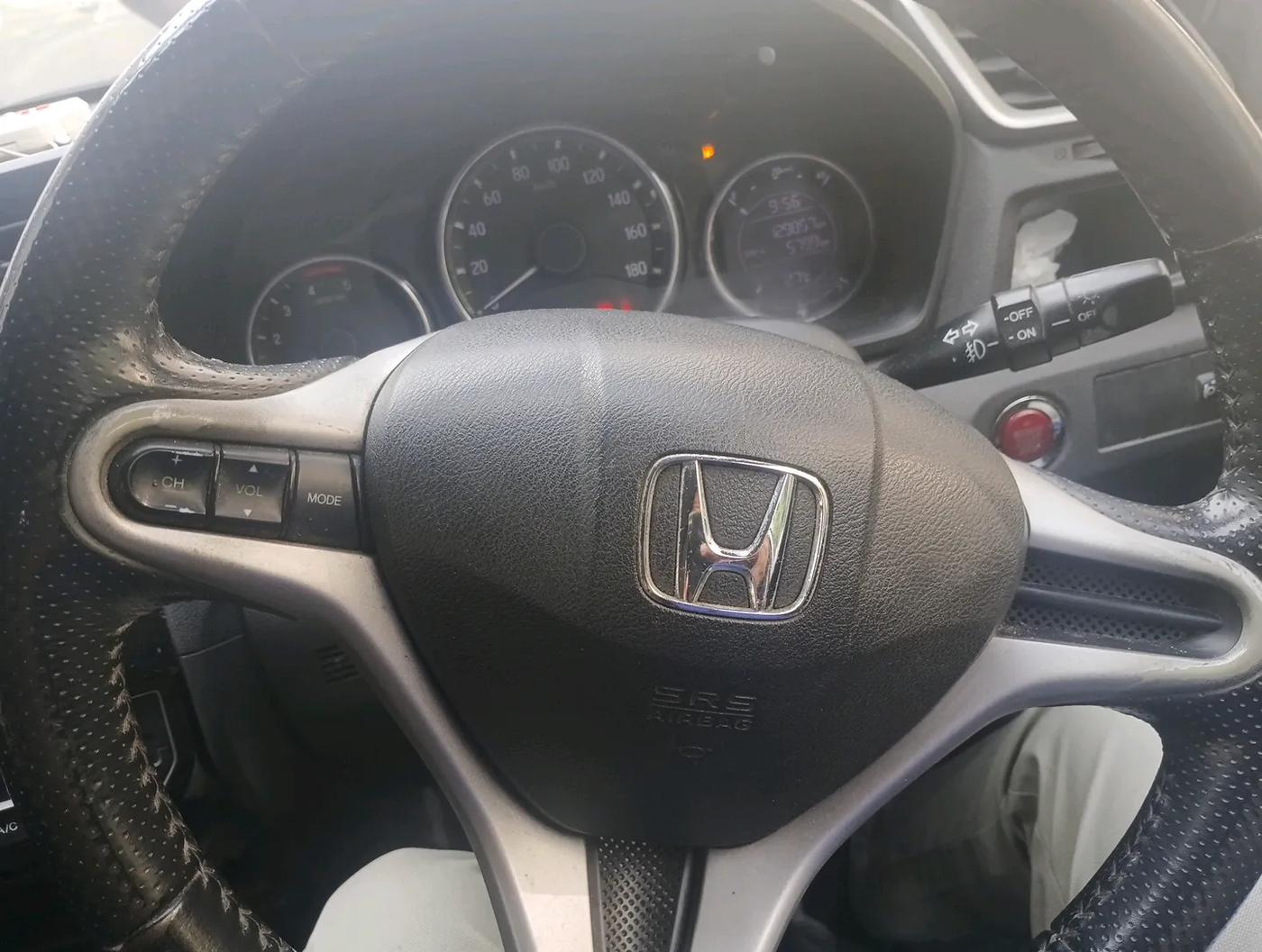 2016 Honda BR-V 1.5L I- DTEC VX, Diesel, Manual, 1,29,857 km, interior