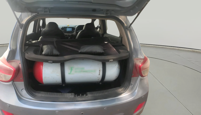 2016 Hyundai Grand i10 MAGNA 1.2 KAPPA VTVT, Petrol, Manual, 1,04,278 km, exterior