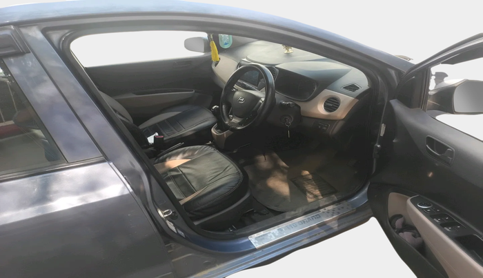 2016 Hyundai Grand i10 MAGNA 1.2 KAPPA VTVT, Petrol, Manual, 1,04,278 km, interior