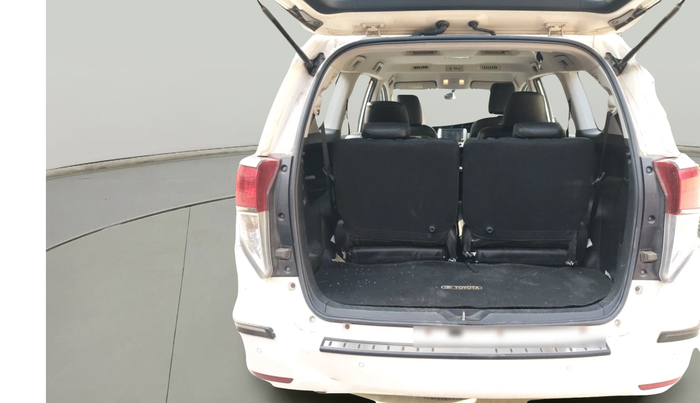 2022 Toyota Innova Crysta 2.4 GX AT 7 STR, Diesel, Automatic, 54,326 km, exterior