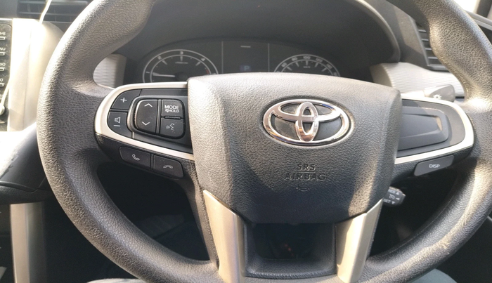 2022 Toyota Innova Crysta 2.4 GX AT 7 STR, Diesel, Automatic, 54,326 km, interior