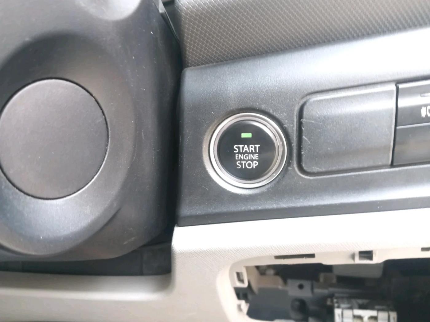 2020 Tata ALTROZ XT PETROL, Petrol, Manual, 53,200 km, interior