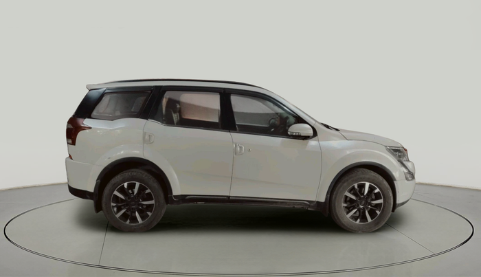 2018 Mahindra XUV500 W11 AT, Diesel, Automatic, 95,104 km, exterior