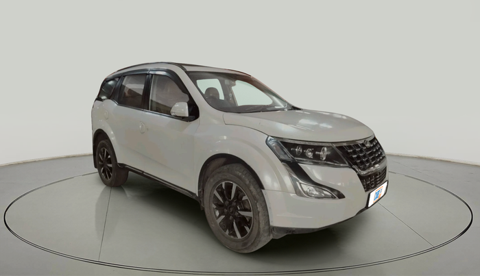 2018 Mahindra XUV500 W11 AT, Diesel, Automatic, 95,104 km, exterior