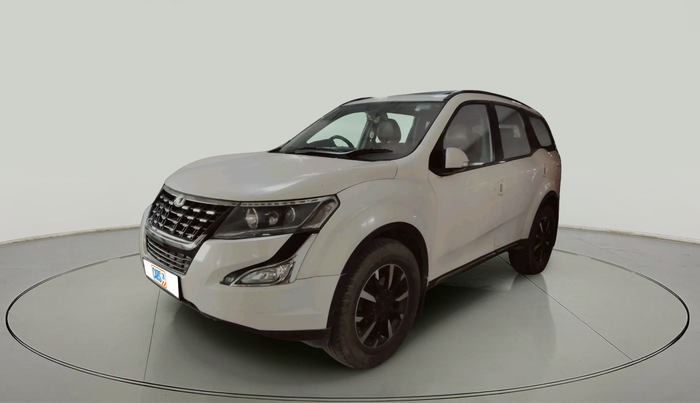 2018 Mahindra XUV500 W11 AT, Diesel, Automatic, 95,104 km, exterior