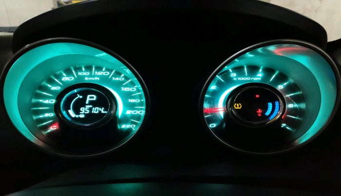 2018 Mahindra XUV500 W11 AT, Diesel, Automatic, 95,104 km, interior