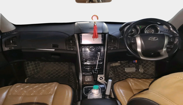 2018 Mahindra XUV500 W11 AT, Diesel, Automatic, 95,104 km, interior