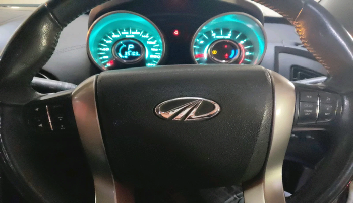 2018 Mahindra XUV500 W11 AT, Diesel, Automatic, 95,104 km, interior