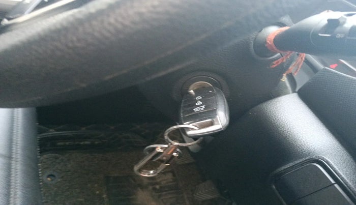 2021 KIA SONET HTK PLUS 1.2, Petrol, Manual, 73,549 km, interior