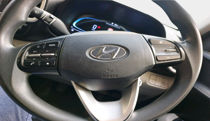2022 Hyundai VENUE S 1.2, Petrol, Manual, 88,114 km, interior