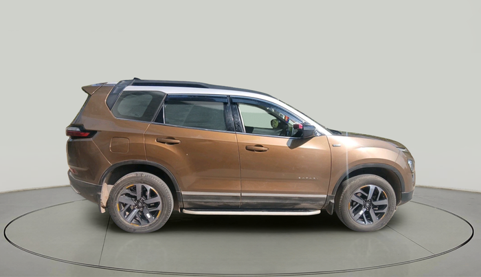 2022 Tata Safari XZ PLUS JET, Diesel, Manual, 53,752 km, exterior