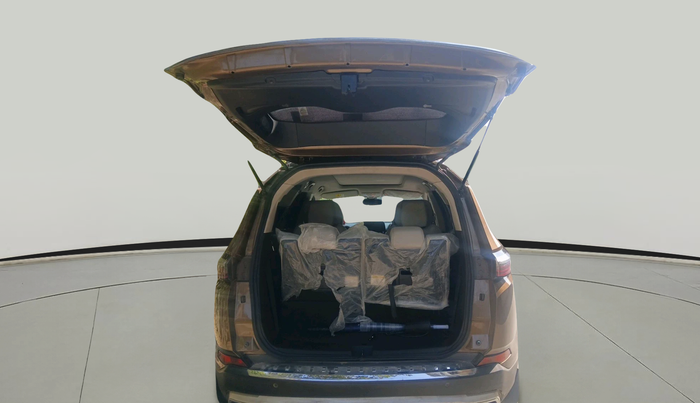 2022 Tata Safari XZ PLUS JET, Diesel, Manual, 53,752 km, exterior