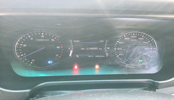 2018 Mahindra MARAZZO M6 8 STR, Diesel, Manual, 1,24,685 km, interior