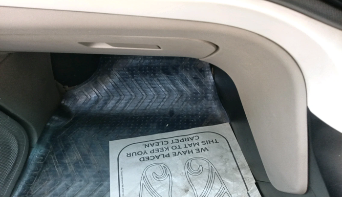 2018 Mahindra MARAZZO M6 8 STR, Diesel, Manual, 1,24,685 km, interior