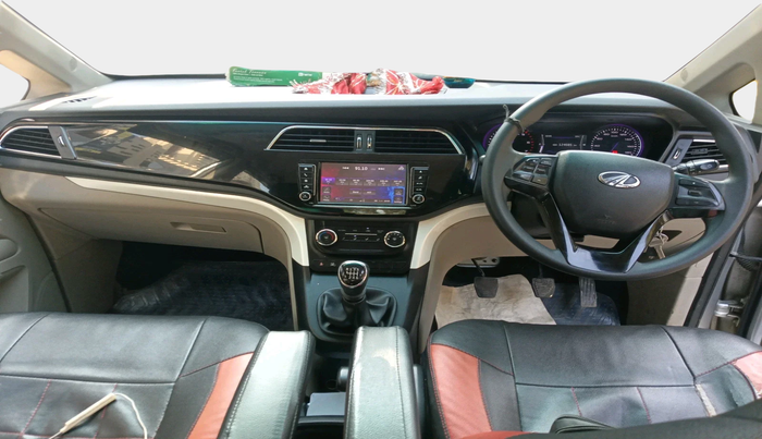2018 Mahindra MARAZZO M6 8 STR, Diesel, Manual, 1,24,685 km, interior