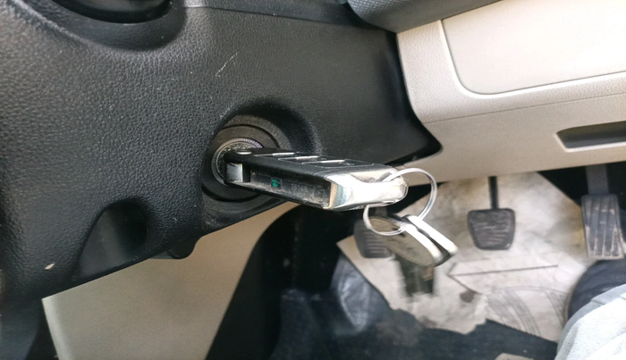 2018 Mahindra MARAZZO M6 8 STR, Diesel, Manual, 1,24,685 km, interior