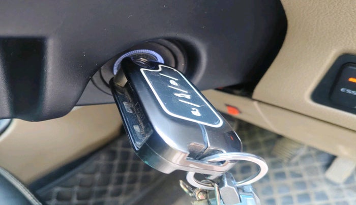 2023 Mahindra BOLERO NEO N 10 (O), Diesel, Manual, 61,900 km, interior