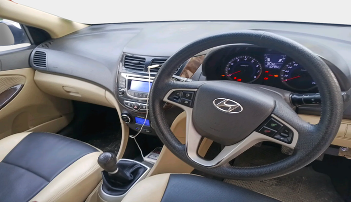 2014 Hyundai Verna FLUIDIC 1.6 VTVT SX, Petrol, Manual, 62,704 km, interior