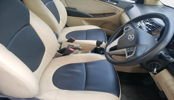 2014 Hyundai Verna FLUIDIC 1.6 VTVT SX, Petrol, Manual, 62,704 km, interior