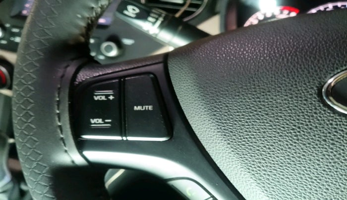 2018 Hyundai Grand i10 SPORTZ AT 1.2 KAPPA VTVT, Petrol, Automatic, 75,360 km, interior