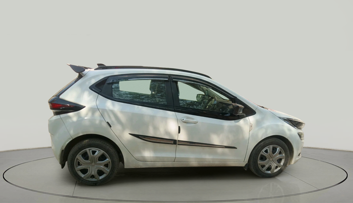 2024 Tata ALTROZ XM PLUS CNG, Petrol, Manual, 48,256 km, exterior