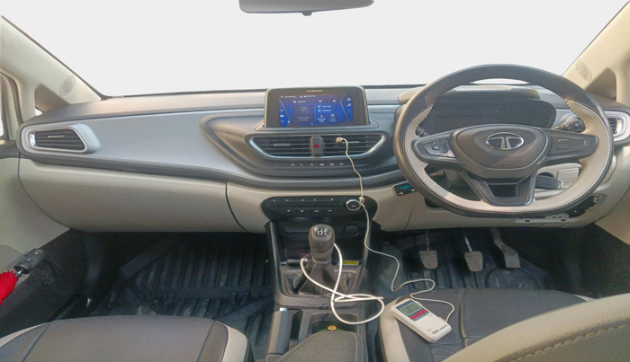 2024 Tata ALTROZ XM PLUS CNG, Petrol, Manual, 48,256 km, interior