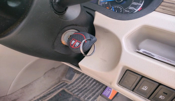 2018 Maruti Ciaz DELTA 1.5 SHVS MT PETROL, Petrol, Manual, 82,624 km, interior