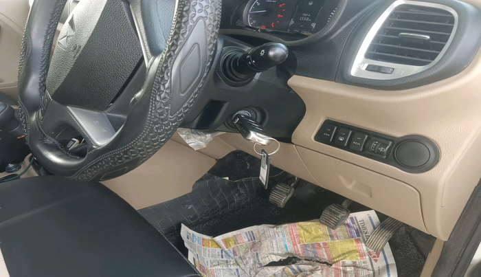 2023 Mahindra BOLERO NEO N 8, Diesel, Manual, 21,815 km, interior