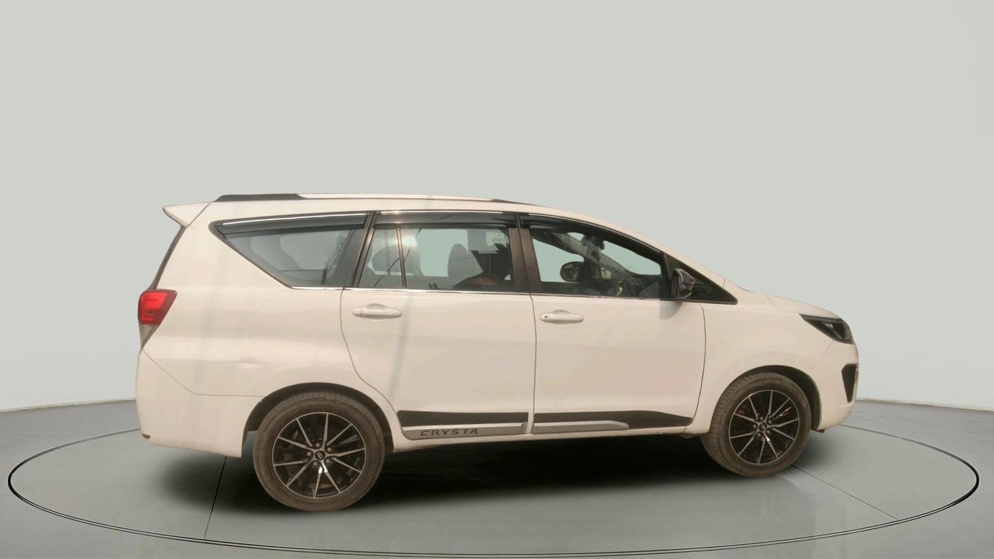 2021 Toyota Innova Crysta 2.4 G 7 STR, Diesel, Manual, 75,091 km, exterior
