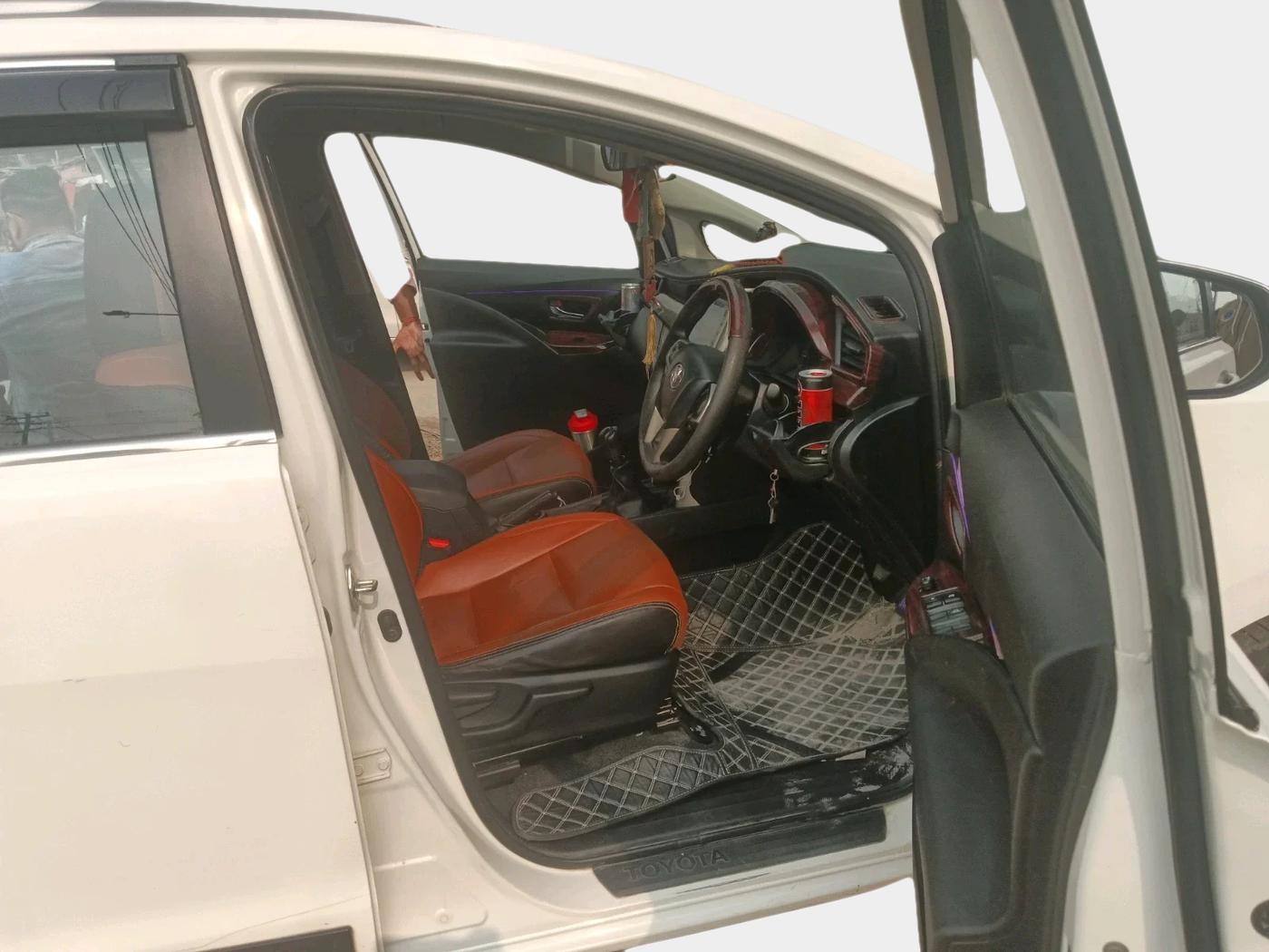 2021 Toyota Innova Crysta 2.4 G 7 STR, Diesel, Manual, 75,091 km, interior