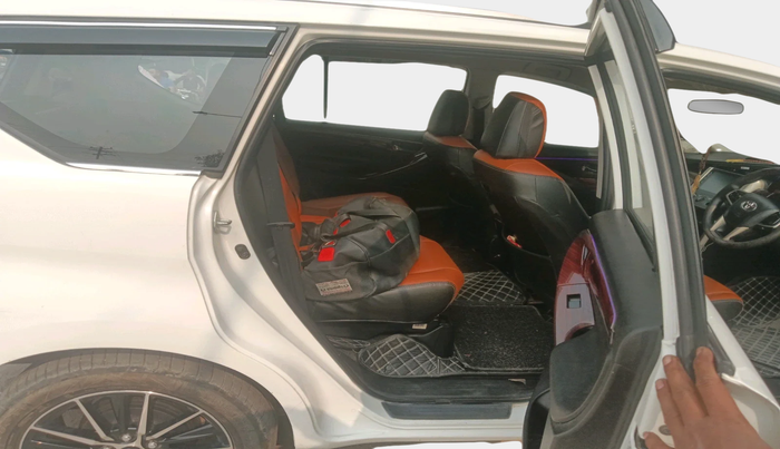 2021 Toyota Innova Crysta 2.4 G 7 STR, Diesel, Manual, 75,091 km, interior