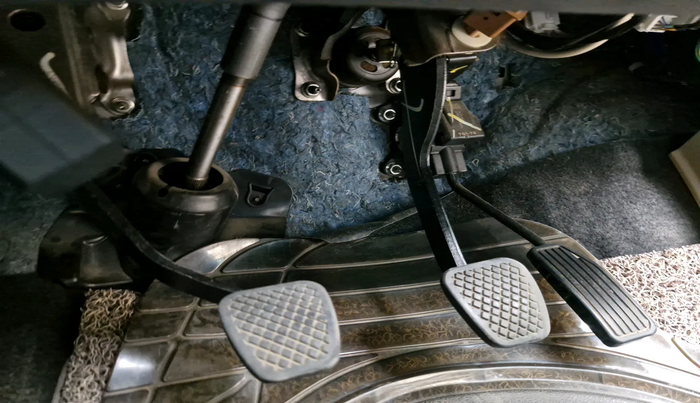 2015 Honda Mobilio 1.5L I-VTEC S, Petrol, Manual, 69,798 km, interior