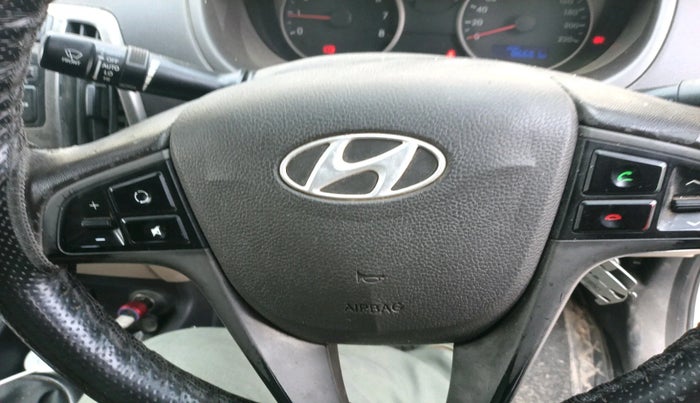 2013 Hyundai i20 SPORTZ 1.2, CNG, Manual, 86,661 km, interior