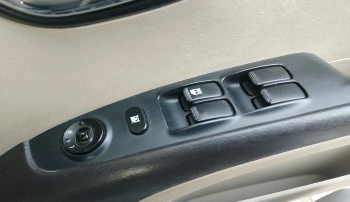 2011 Hyundai i10 MAGNA 1.2, Petrol, Manual, 69,895 km, interior