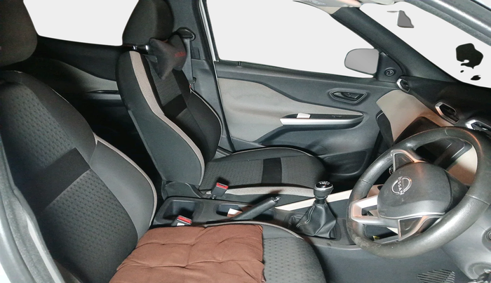 2023 Nissan MAGNITE XE, Petrol, Manual, 27,721 km, interior