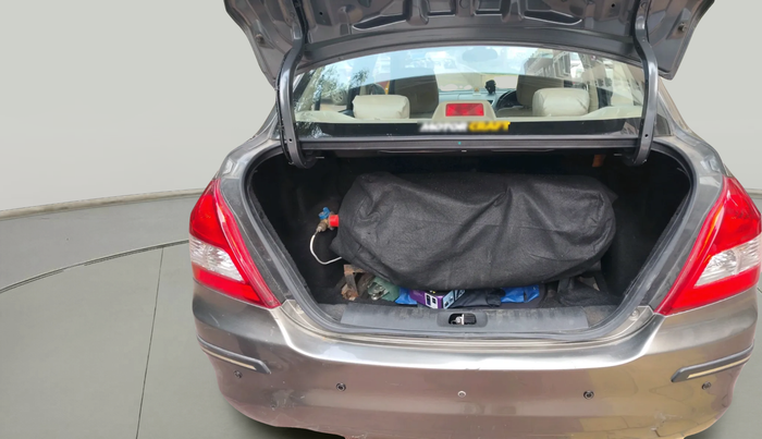 2015 Maruti Swift Dzire VXI, Petrol, Manual, 57,559 km, exterior